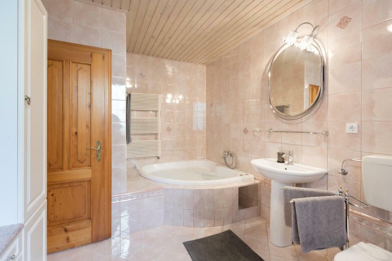 Vila Grad Bled - Sauna & Hot Tub Ngoại thất bức ảnh